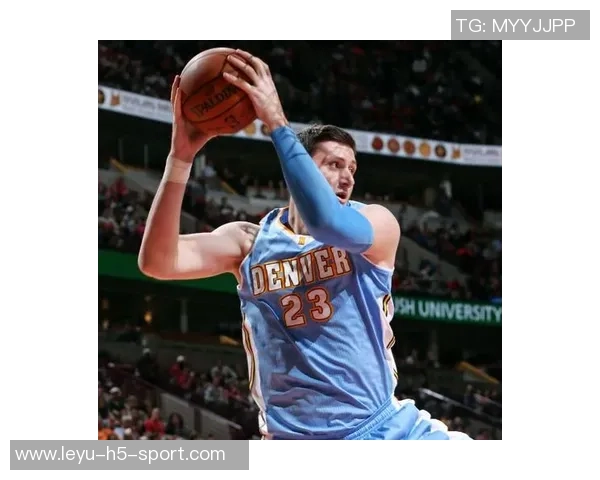 黄蜂队正式签约阿肯色大学中锋乔纳斯艾杜期待新赛季表现 黄蜂队正式签约阿肯色大学中锋乔纳斯艾杜期待新赛季表现